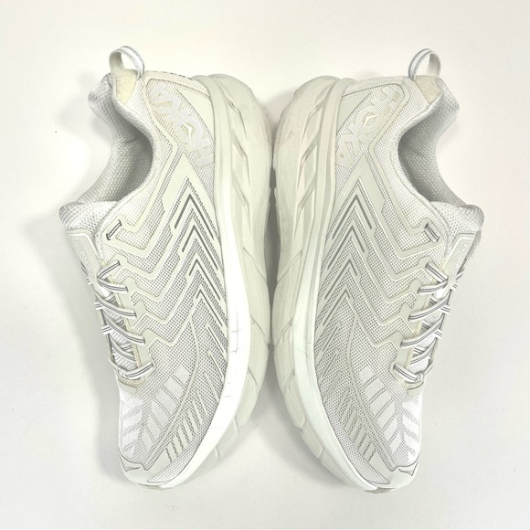 📌SOLD📌 HOKA ONE ONE X OUTDOOR VOICES CLIFTON 4 RUNNING SHOES - Picture 10 of 16